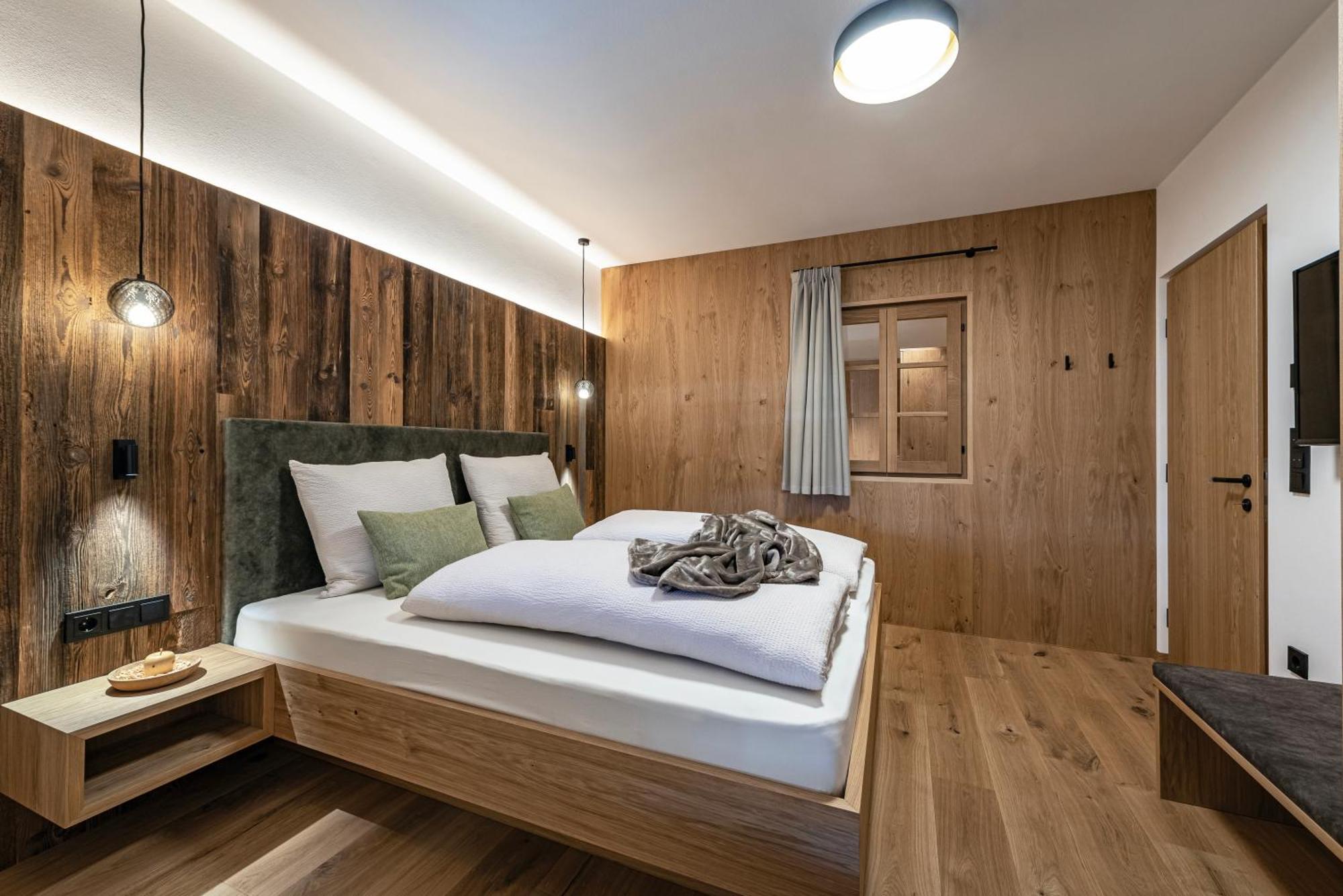 Trinnerhof- Hof Chalets Und Obsthof Mit Zimmer Natz-Schabs ภายนอก รูปภาพ