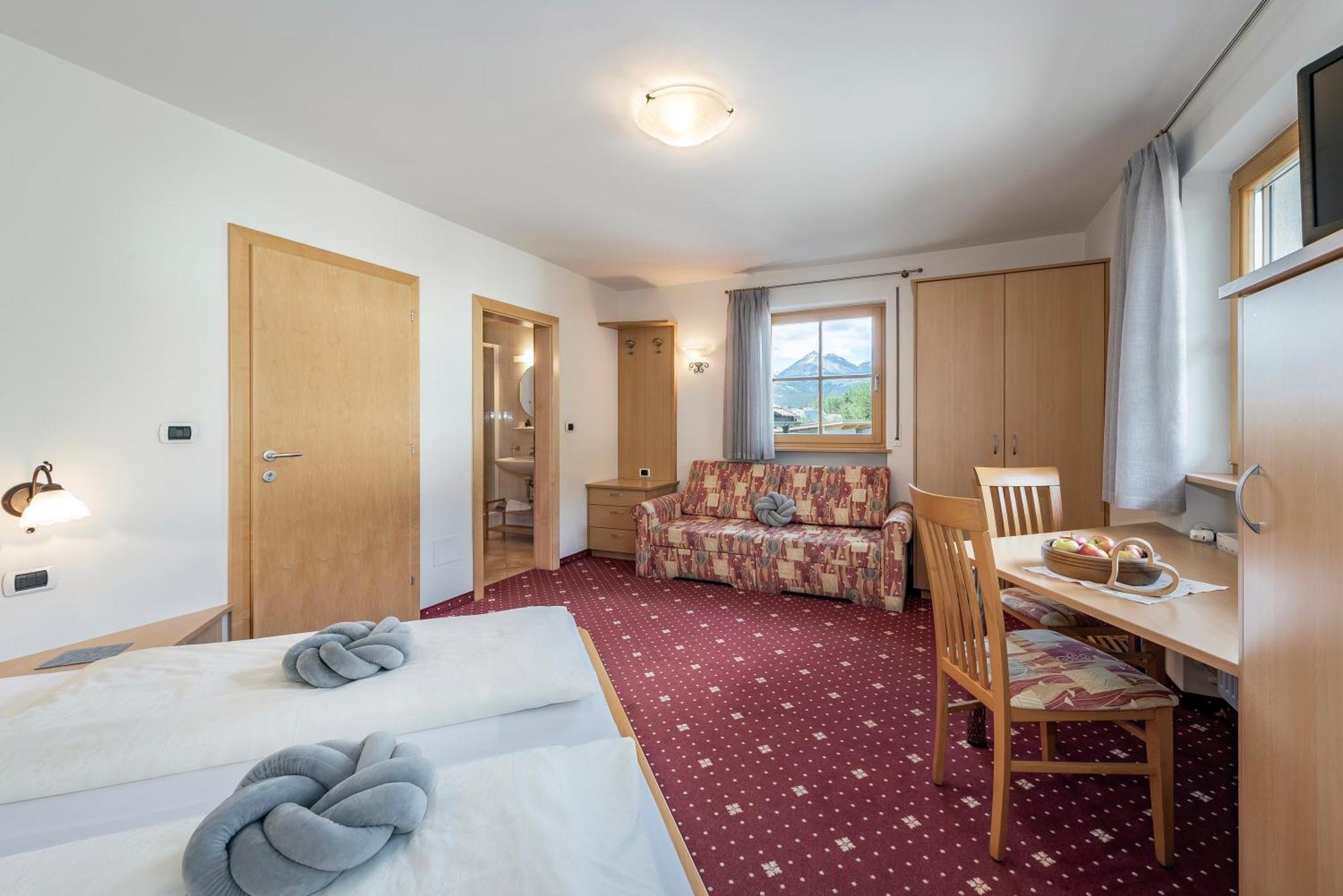 Trinnerhof- Hof Chalets Und Obsthof Mit Zimmer Natz-Schabs ภายนอก รูปภาพ