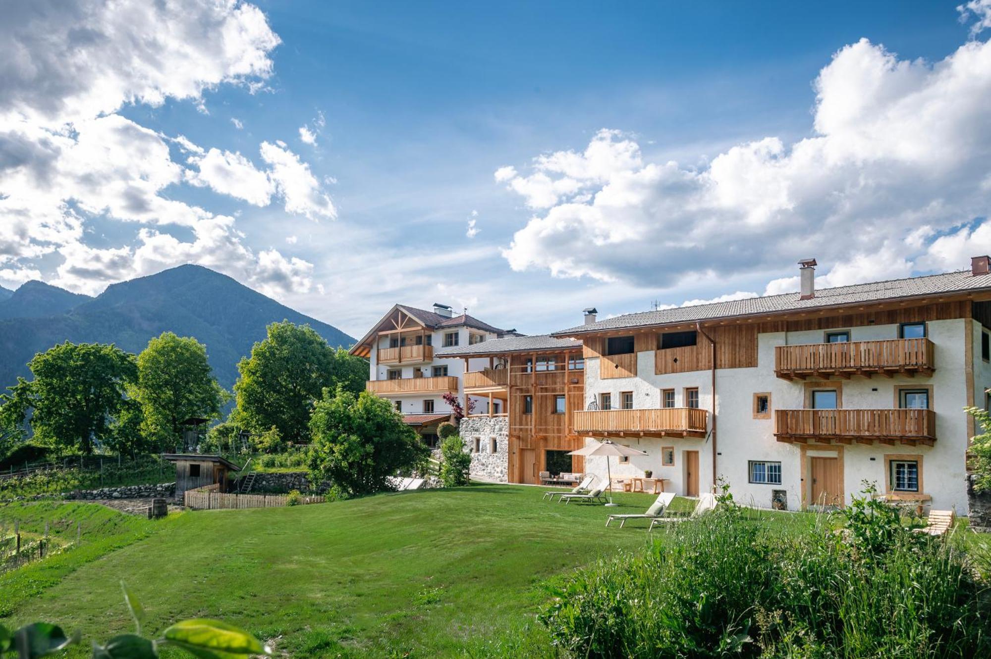Trinnerhof- Hof Chalets Und Obsthof Mit Zimmer Natz-Schabs ภายนอก รูปภาพ