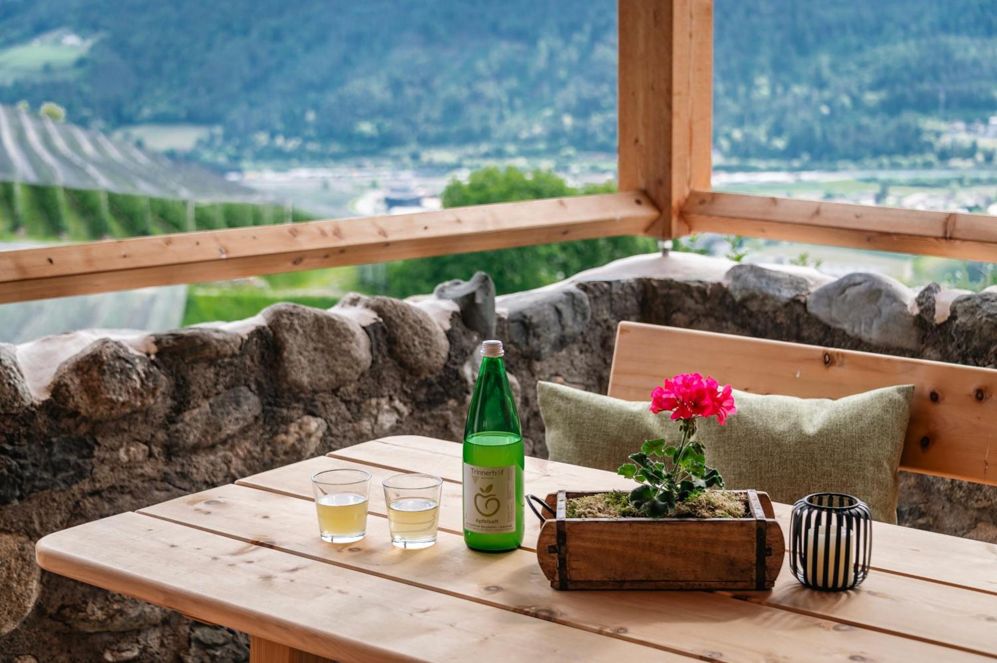 Trinnerhof- Hof Chalets Und Obsthof Mit Zimmer Natz-Schabs ภายนอก รูปภาพ